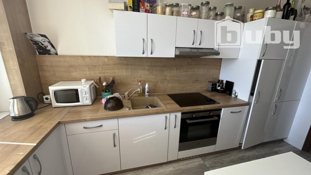 PREDAJ - 3 IZBOVÝ BYT S BALKÓNOM, BELUŠA