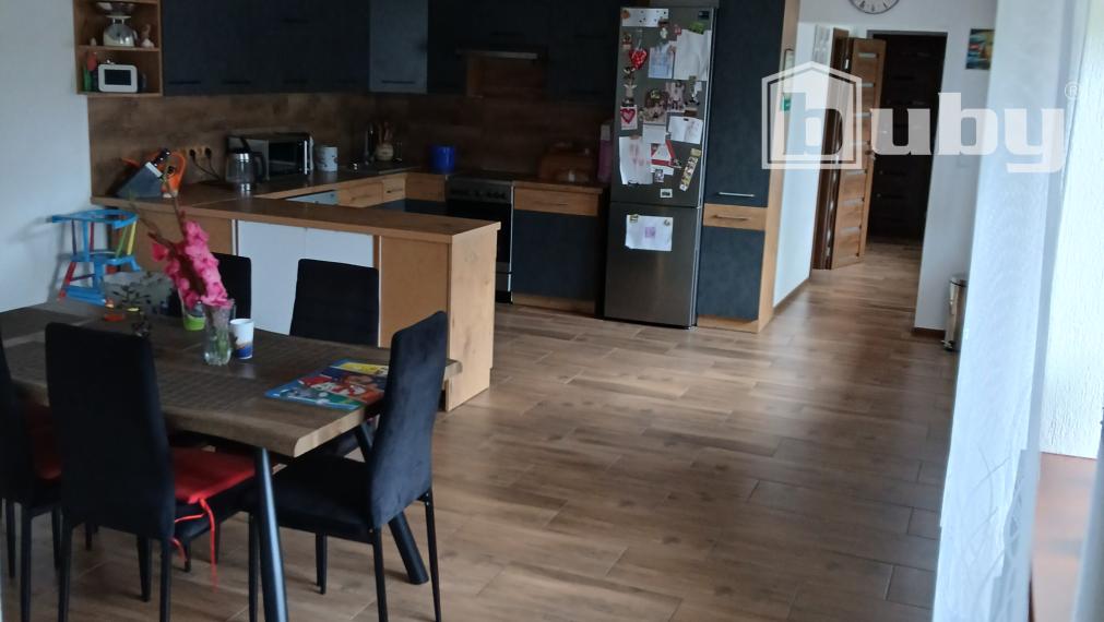 PREDAJ - 5 IZBOVÝ RODINNÝ DOM,BELUŠA, PÚCHOV, POZEMOK 726 m2