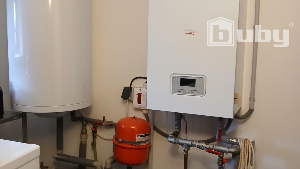 PREDAJ - 5 IZBOVÝ RODINNÝ DOM,BELUŠA, PÚCHOV, POZEMOK 726 m2