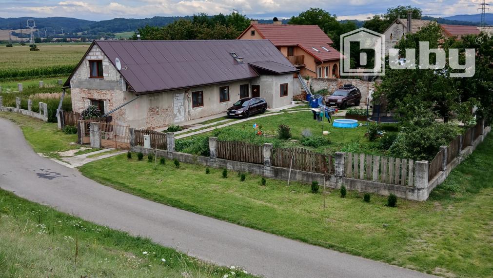 PREDAJ - 5 IZBOVÝ RODINNÝ DOM,BELUŠA, PÚCHOV, POZEMOK 726 m2