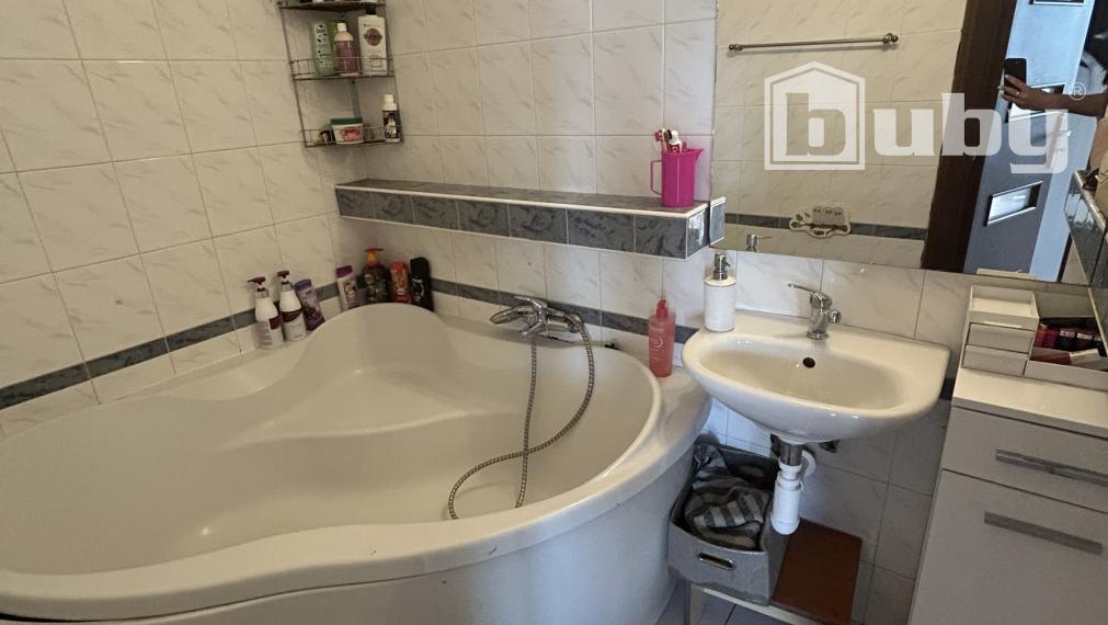 PREDAJ - 3 IZBOVÝ BYT S BALKÓNOM, BELUŠA