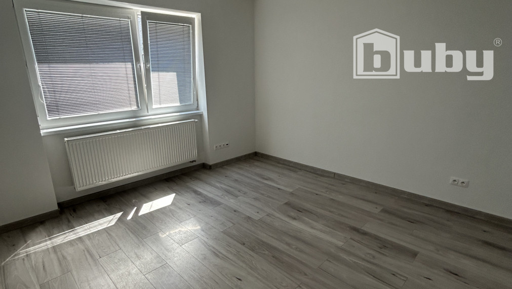 PRENÁJOM-3 IZBOVÝ NEBYTOVÝ PRIESTOR 73 m2,POVAŽSKÁ BYSTRICA