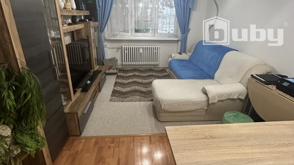 PREDAJ-ÚTULNÝ 2 IZBOVÝ BYT, M.R.ŠTEFÁNIKA,POVAŽSKÁ BYSTRICA