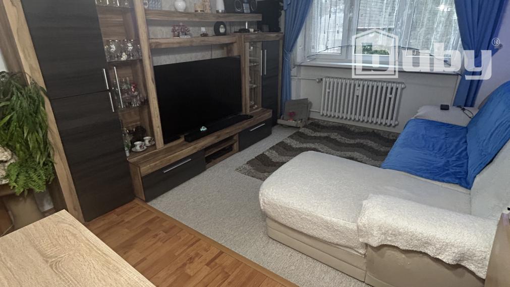 PREDAJ-ÚTULNÝ 2 IZBOVÝ BYT, M.R.ŠTEFÁNIKA,POVAŽSKÁ BYSTRICA