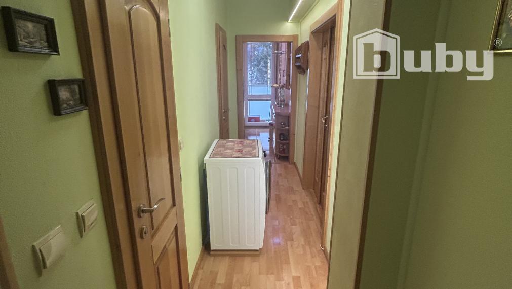 PREDAJ-ÚTULNÝ 2 IZBOVÝ BYT, M.R.ŠTEFÁNIKA,POVAŽSKÁ BYSTRICA