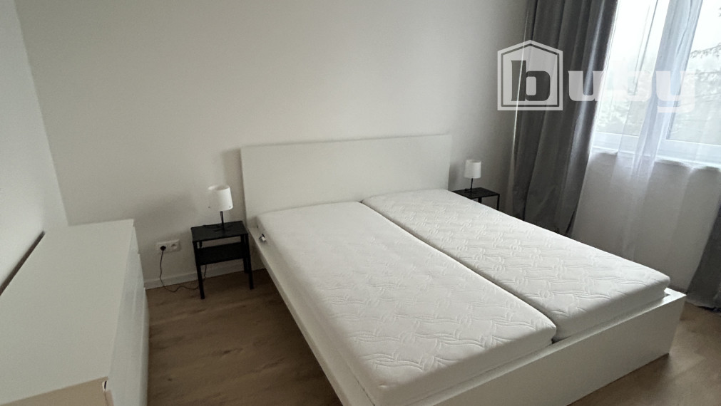 PRENÁJOM-NOVÝ,MODERNÝ,ZARIADENÝ 2 IZB.BYT V POV.BYSTRICI