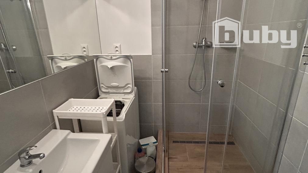 PREDAJ - MODERNÝ 3 IZBOVÝ BYT STRED POVAŽSKÁ BYSTRICA