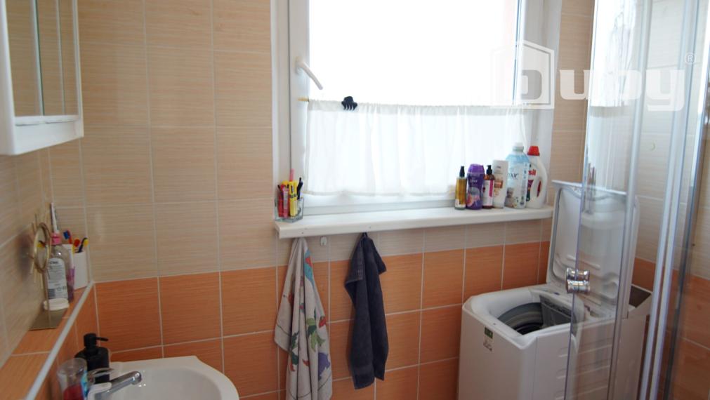 Na predaj 3 izbový byt ( bauring - 69 m2), vo Vrútkach.