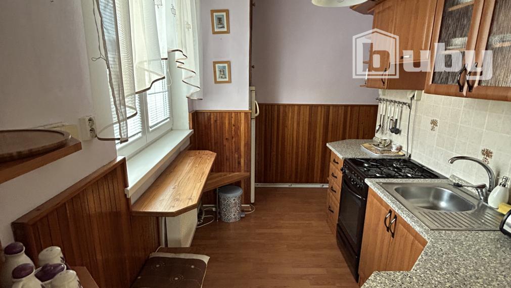 PRENÁJOM-ZARIADENÝ 4 IZB.BYT PAPRADNO,POVAŽSKÁ BYSTRICA