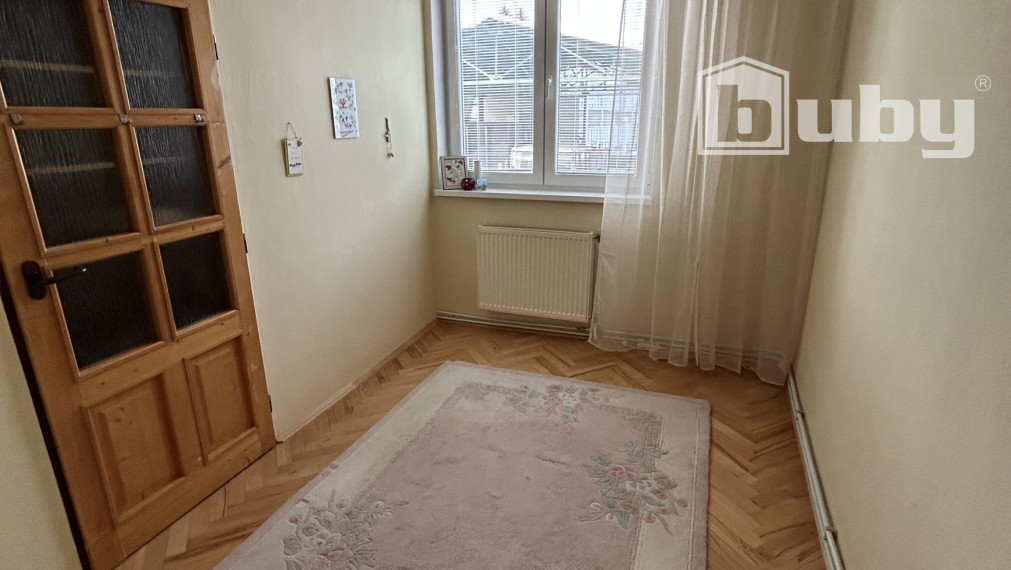 PRENÁJOM-ZARIADENÝ 4 IZB.BYT PAPRADNO,POVAŽSKÁ BYSTRICA