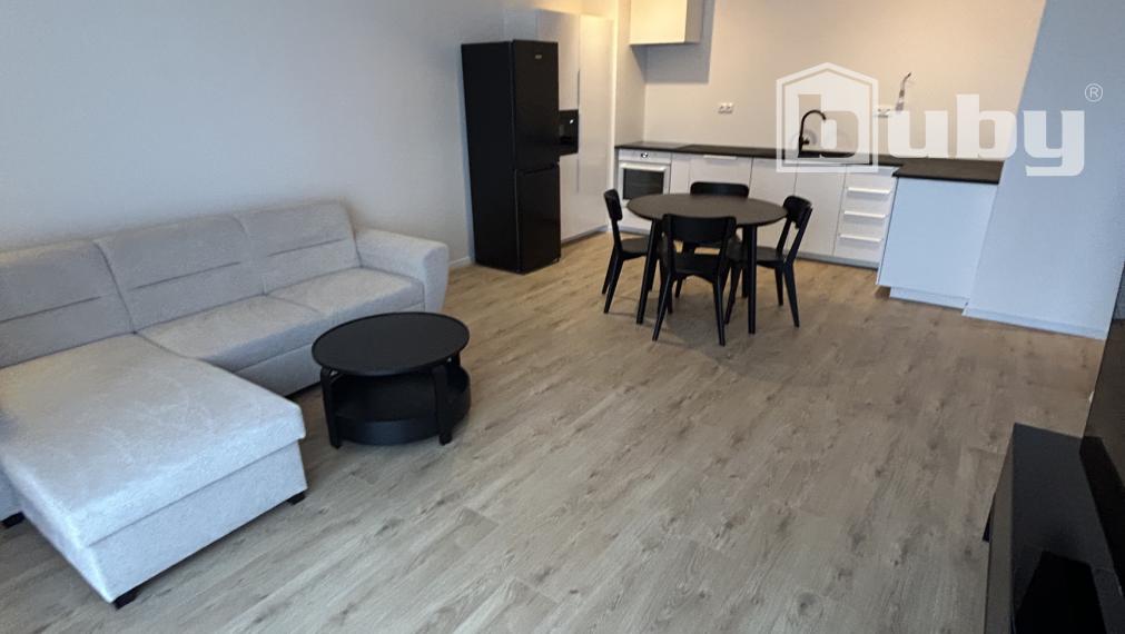 PRENÁJOM-NOVÝ,MODERNÝ,ZARIADENÝ 2 IZB.BYT V POV.BYSTRICI