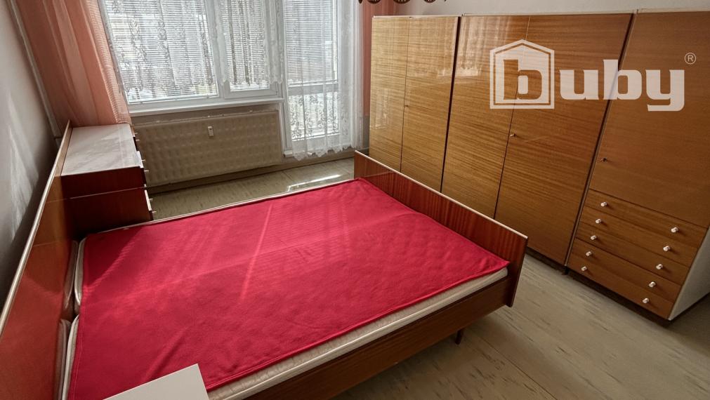 PREDAJ - VEĽKORYSÝ 3 IZBOVÝ BYT, STRED, POVAŽSKÁ BYSTRICA