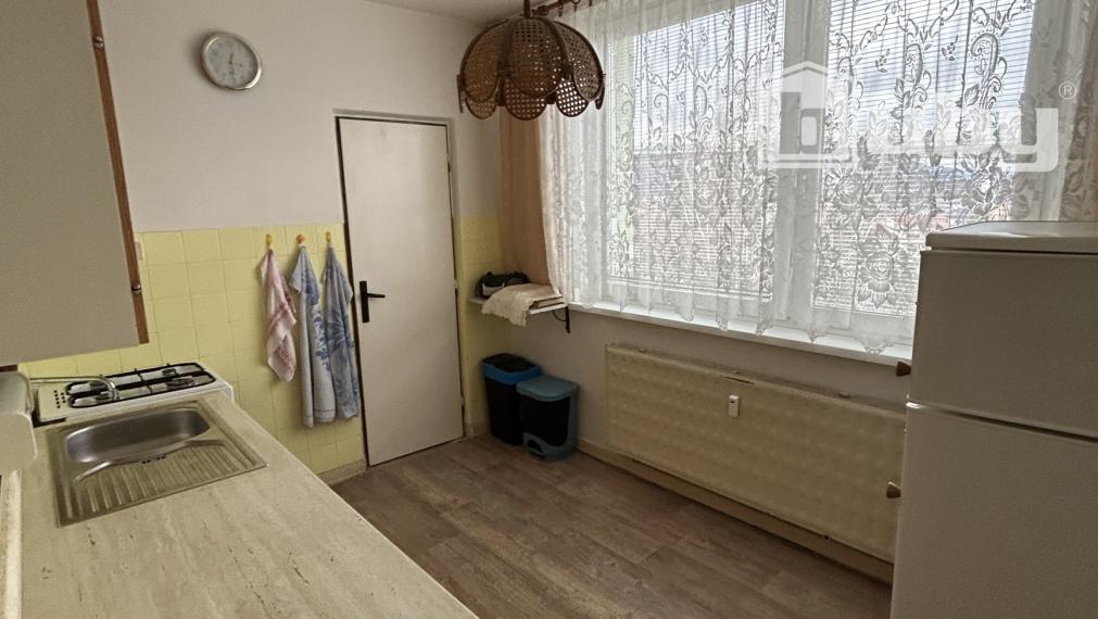 PREDAJ - VEĽKORYSÝ 3 IZBOVÝ BYT, STRED, POVAŽSKÁ BYSTRICA