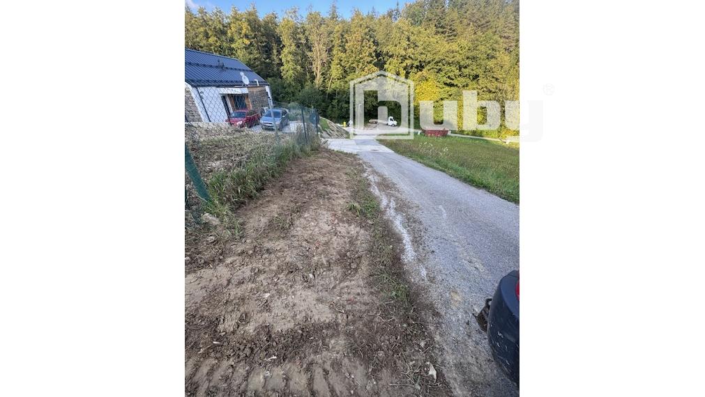 Stavebný pozemok 750 m2 so stavebným povolením, predaj, Lietava