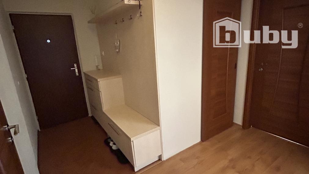 PREDAJ-TOP 3 IZBOVÝ BYT S 2 BALKÓNMI,STRED,POVAŽSKÁ BYSTRICA