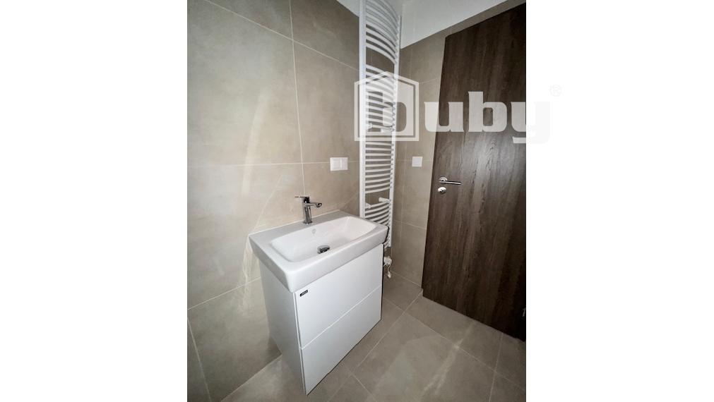 Prenájom 1 izbový byt 38 m2 s balkónom, novostavba, Martin