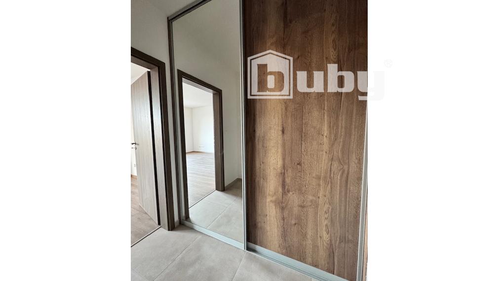 Prenájom 1 izbový byt 38 m2 s balkónom, novostavba, Martin