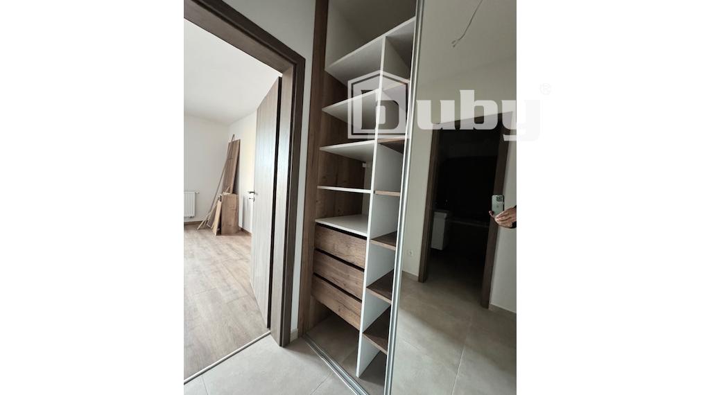 Prenájom 1 izbový byt 38 m2 s balkónom, novostavba, Martin