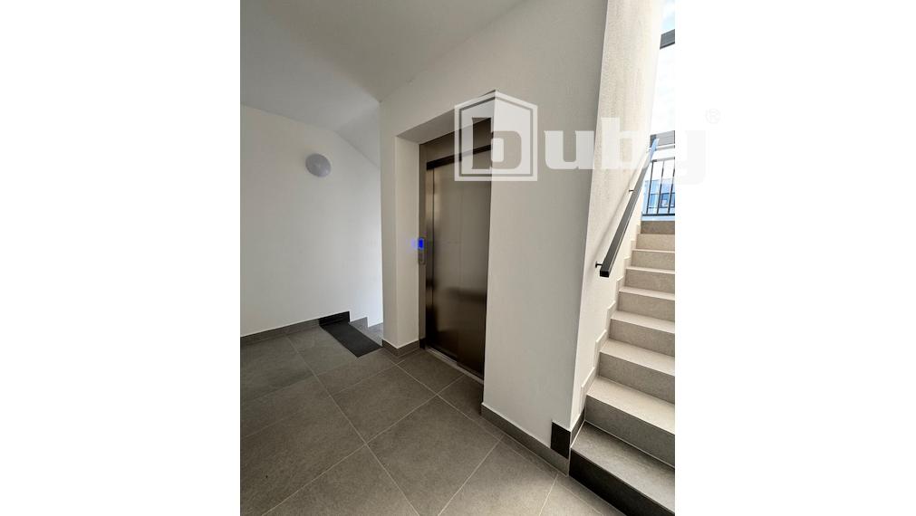 Prenájom 1 izbový byt 38 m2 s balkónom, novostavba, Martin