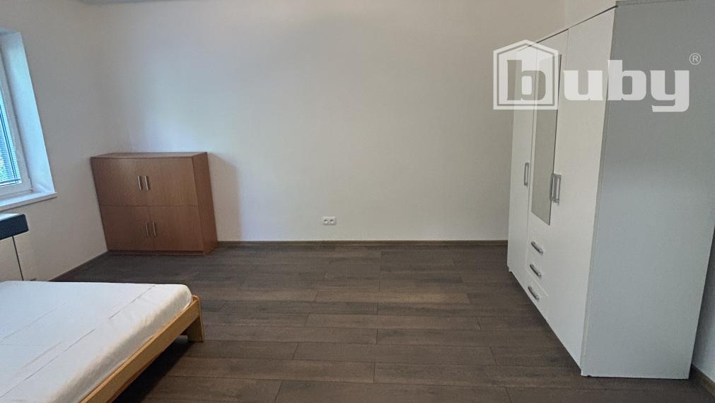 PRENÁJOM-MODERNÝ,ZARIADENÝ 2 IZB.BYT,ul.MIEROVÁ POV.BYSTRICA