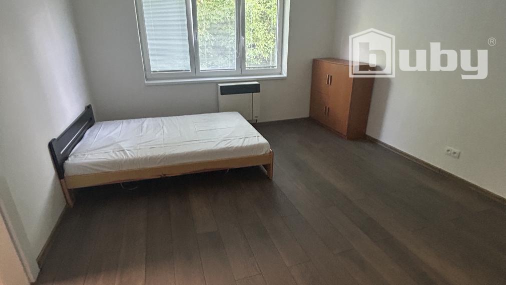 PRENÁJOM-MODERNÝ,ZARIADENÝ 2 IZB.BYT,ul.MIEROVÁ POV.BYSTRICA