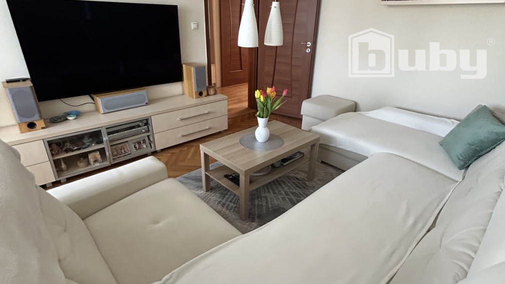 PREDAJ-TOP 3 IZBOVÝ BYT S 2 BALKÓNMI,STRED,POVAŽSKÁ BYSTRICA