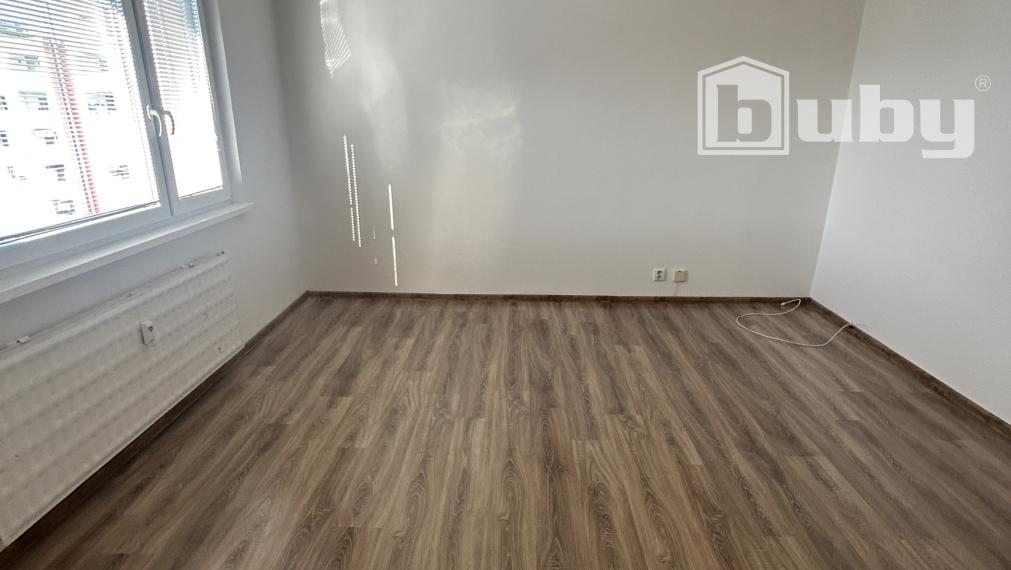PREDAJ - TOP 3 IZBOVÝ BYT S LOGGIOU,LÁNSKA,POVAŽSKÁ BYSTRICA