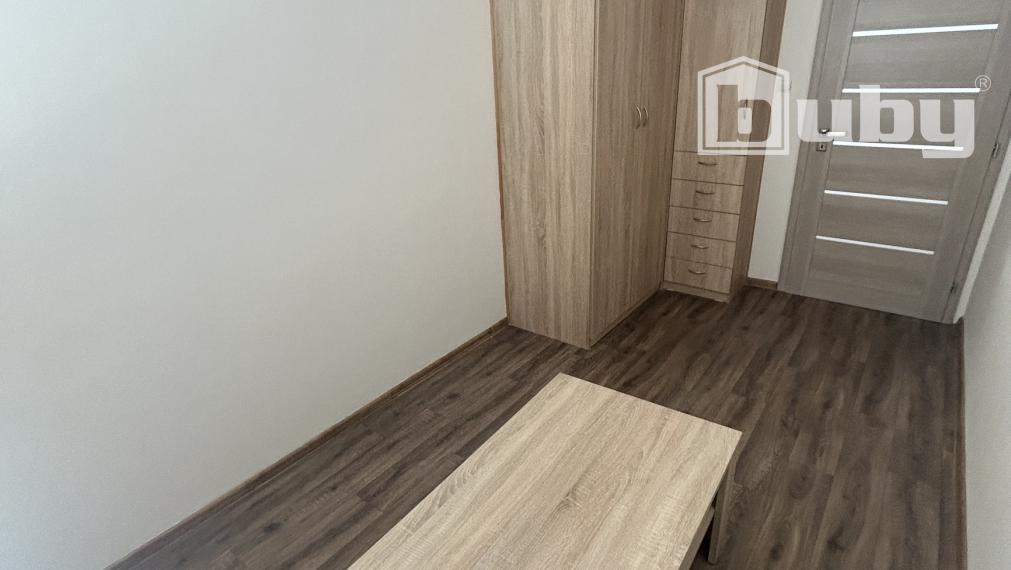 PREDAJ - TOP 3 IZBOVÝ BYT S LOGGIOU,LÁNSKA,POVAŽSKÁ BYSTRICA