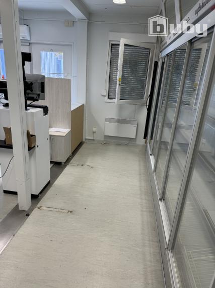 PREDAJ - KONTAJNEROVÁ PREDAJŇA POVAŽSKÁ BYSTRICA, 75 m2