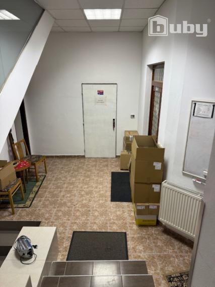 e-shop priestory so skladom 150 m2, Žilina