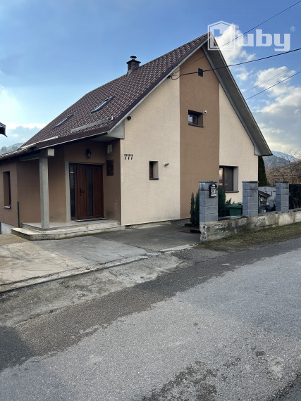 PREDAJ - RD PAPRADNO OKRES POVAŽSKÁ BYSTRICA
