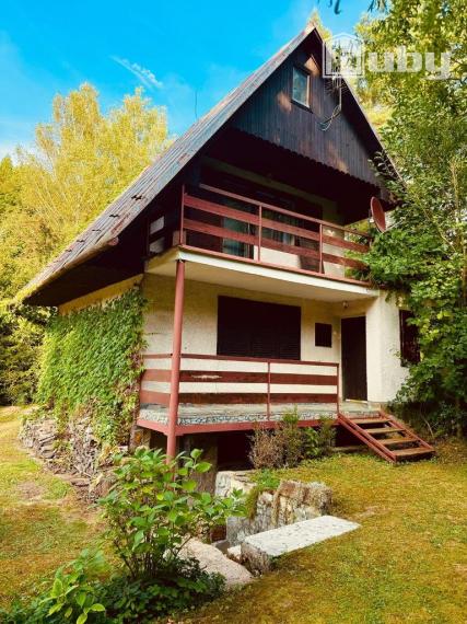 PREDAJ REKREAČNÁ CHATA BELUŠSKÉ SLATINY, PÚCHOV