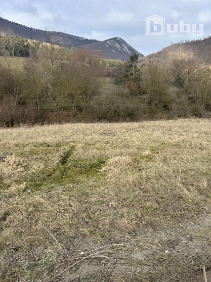 PREDAJ - POZEMOK 1102 m2 PRAZNOV POVAŽSKÁ BYSTRICA