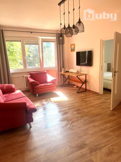 Prenájom 2 izb byt, 55 m2, Bulvár, Žilina
