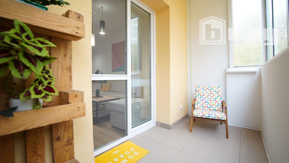 Predám štýlový 2 izbový byt, v centre Martina, kompletná rekonštrukcia.