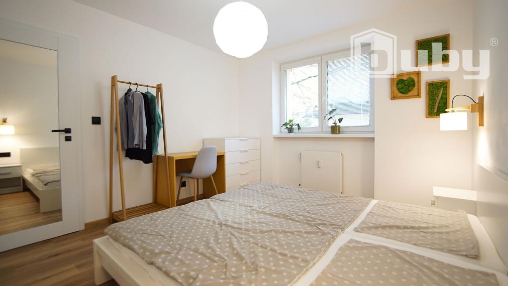 Predám štýlový 2 izbový byt, v centre Martina, kompletná rekonštrukcia.