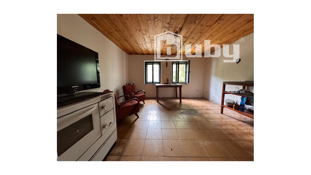 Chalupa s pozemkom 776 m2, Dolná Maríková - Hadoše