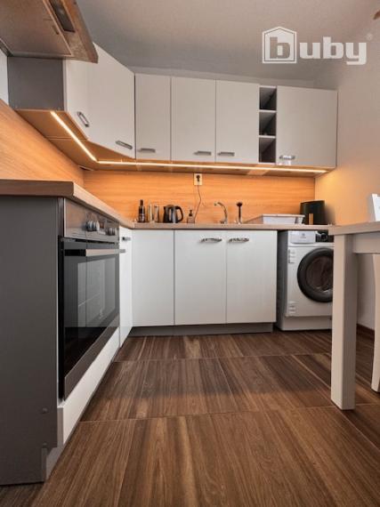 Predaj 2 izbový byt 39 m2, Lánska, Považská Bystrica