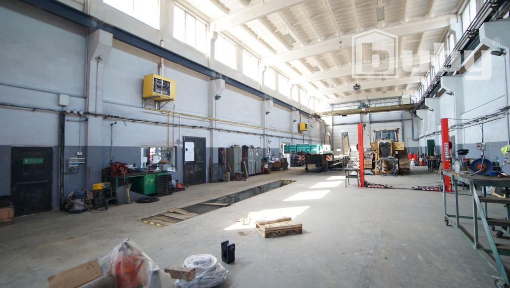 Komerčné priestory - priemyselná hala s výrobno-opravárenskou dielňou, v priemyselnej časti Martin - Košúty, na prenájom.