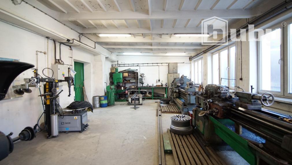 Komerčné priestory - priemyselná hala s výrobno-opravárenskou dielňou, v priemyselnej časti Martin - Košúty, na prenájom.