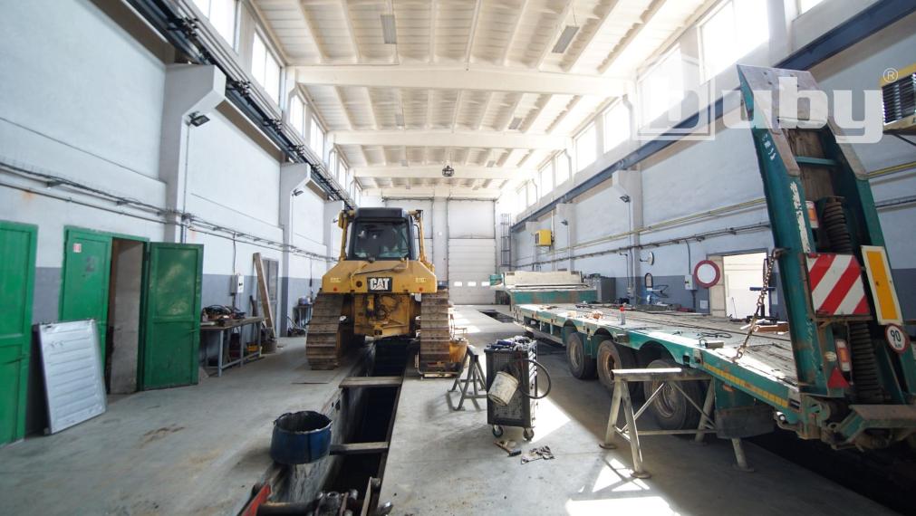 Komerčné priestory - priemyselná hala s výrobno-opravárenskou dielňou, v priemyselnej časti Martin - Košúty, na prenájom.