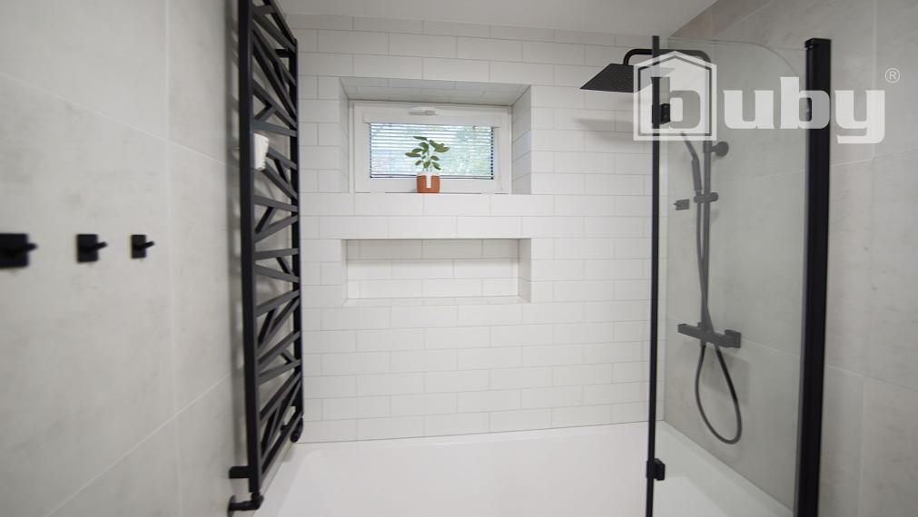 Predám 2 izbový byt v centre Martina, kompletná rekonštrukcia.