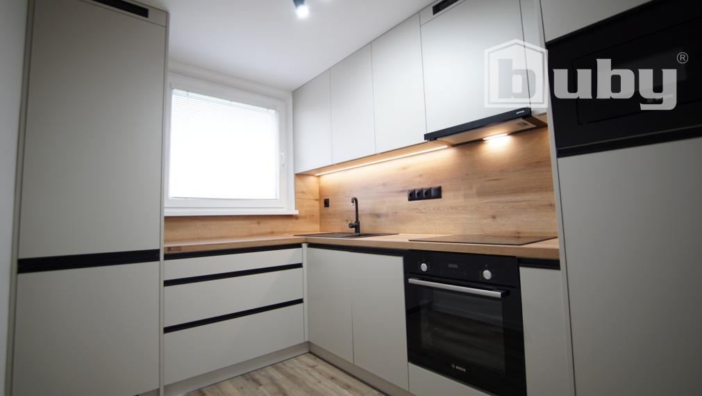 Predám 4 izbový byt 84 m2 (video), v Martine, časť Priekopa, kompletná rekonštrukcia.