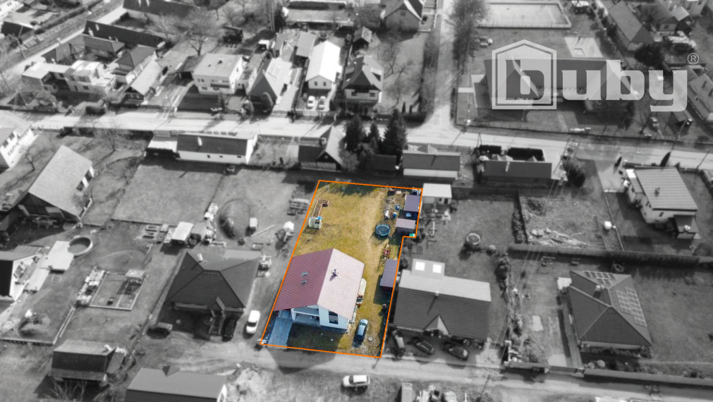 Na predaj rodinný dom v obci Blatnica, okres Martin, pozemok 1039m2.