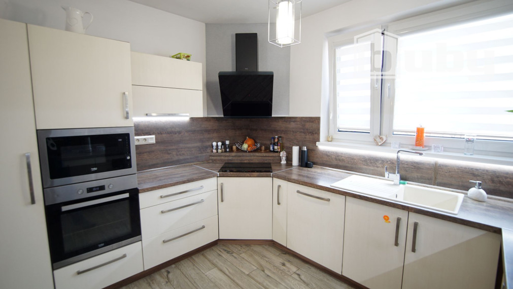 Na predaj rodinný dom v obci Blatnica, okres Martin, pozemok 1039m2.