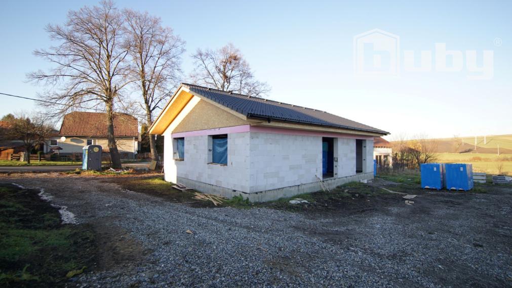 Novostavby murovaných rodinných domov v obci Socovce na predaj, okres Martin.