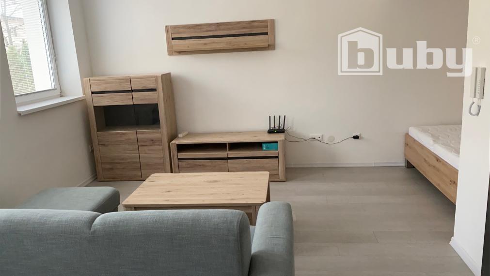 Predaj 1 izbový byt 39 m2, v novostavbe s parkovacím miestom, Martin Podháj