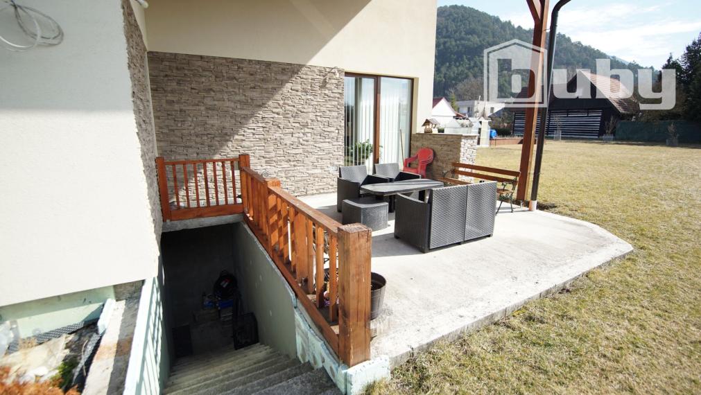 Novostavba, rodinný dom na predaj, pozemok 1039 m2, obec Blatnica, okres Martin.