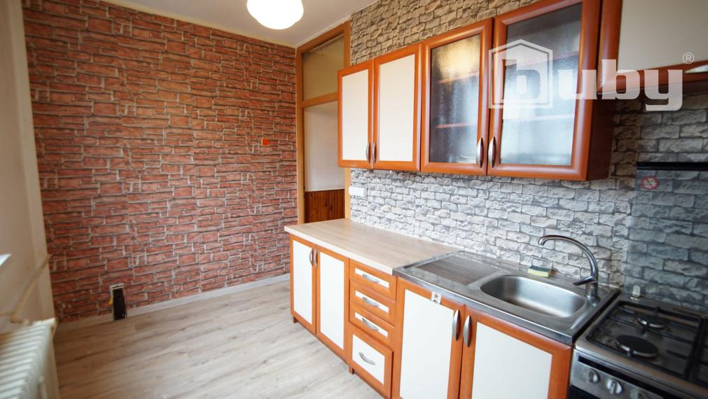 2 izbový byt na predaj,  Martin, časť Sever, 57 m2, veľký balkón.