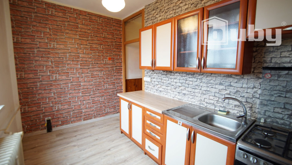 Na predaj 2 izbový na Severe v Martine, 57 m2, veľký balkón.